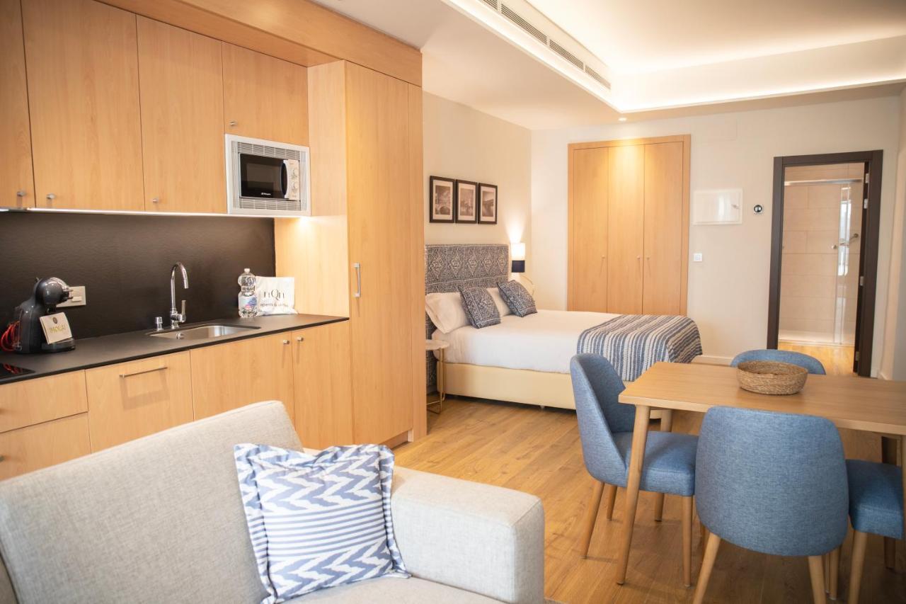 Nqn Aparts & Suites Sevilla Bagian luar foto