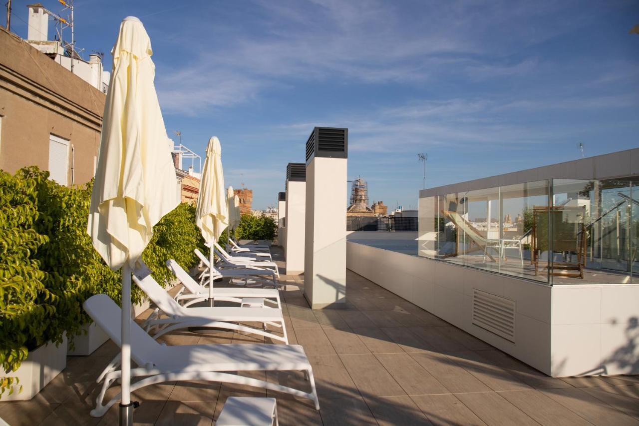 Nqn Aparts & Suites Sevilla Bagian luar foto